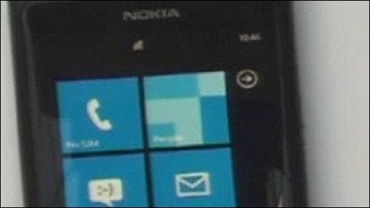 Nokia - Ist das 703 das erste Windows Phone von Nokia?