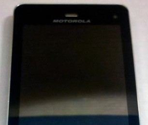 Fotos des Motorola Droid 3, Droid x 2 und Targa aufgetaucht