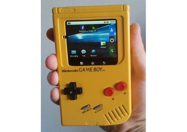 Game Boy mit Android: Handheld-Konsole, leicht modernisiert