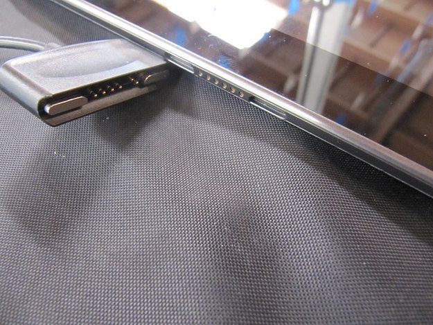 Zubehör: Nexus 7-Dock & magnetisches Ladekabel für Nexus 10 gesichtet