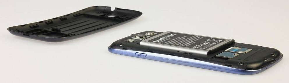 Samsung Galaxy S3: 3000 mAh-Akku in Bild und Video gesichtet