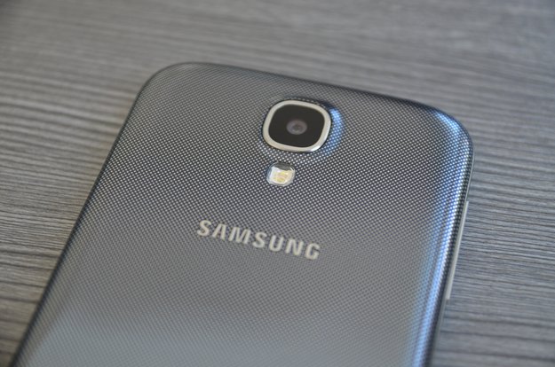 Samsung Galaxy S4: Neue Android 4.4 KitKat-Firmware XXUFNA5 geleakt und zum Download verfügbar
