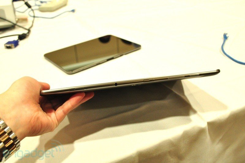 Samsung Galaxy Tab-Familie: 10.1-Zoll überarbeitet, 8.9-Zoll vorgestellt, Kampfpreise, dünner als iPad 2