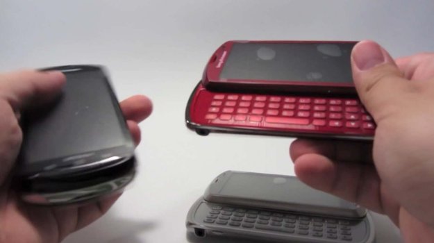 Sony Ericsson Xperia Pro: Hands-on-Video vom Schiebetastatur-Smartphone