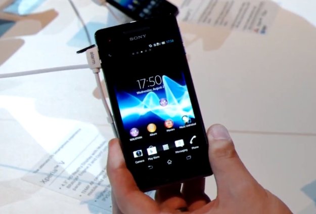 Sony Xperia V: Verspätung, Preissenkung und Jelly Bean
