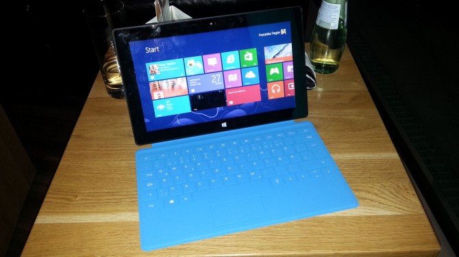 Microsoft Surface im ausführlichen Kurztest und Vergleich mit Apple iPad 3 - Hands On Video