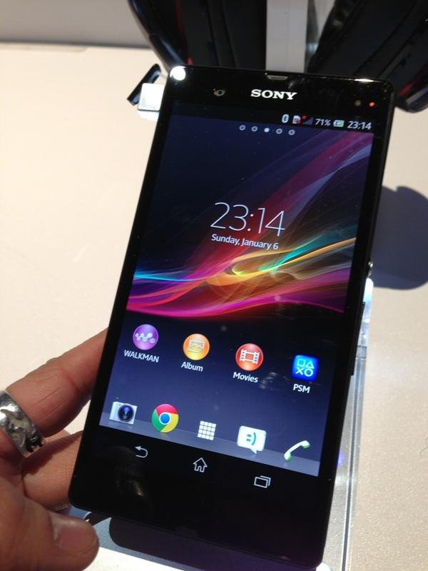 Sony Xperia Z in Schwarz, Weiß und Violett - Bereits auf der CES 2013 gesichtet