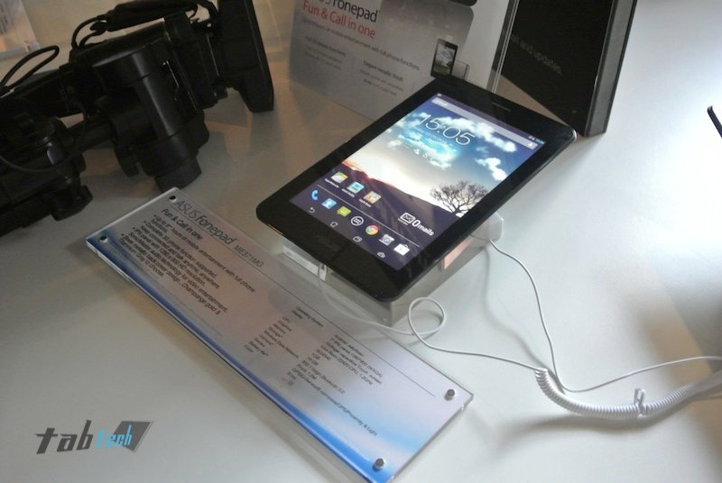 Asus Fonepad: 7 Zoll Telefonie-Tablet erscheint noch im März in Russland