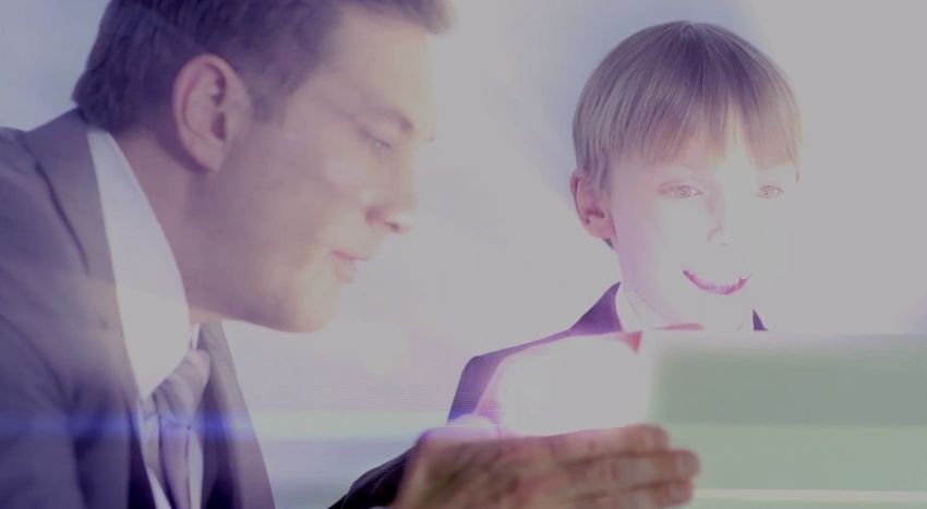 Samsung Galaxy S4 - effizientes Display und einfache Display-Bedienung: green PHOLED und Floating Touch