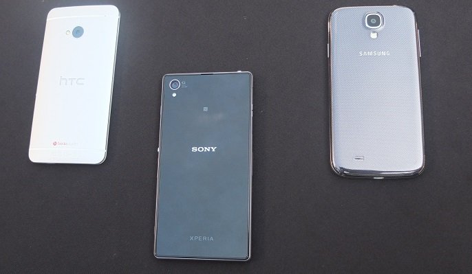 Vergleich: Sony Xperia Z1 vs. Samsung Galaxy S4 & HTC One