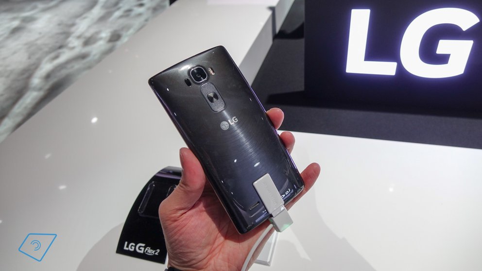 LG G Flex 2 nun bei Amazon für 599€ vorbestellbar